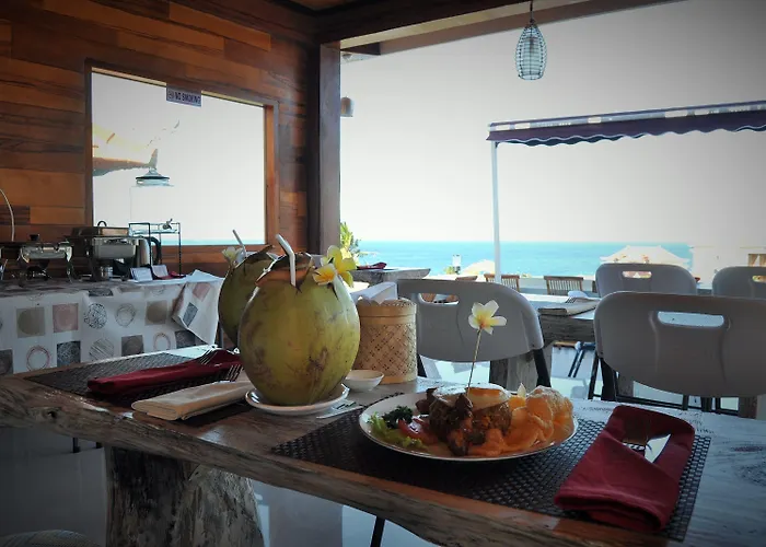 Hotel Pandawa & Seaview 4*